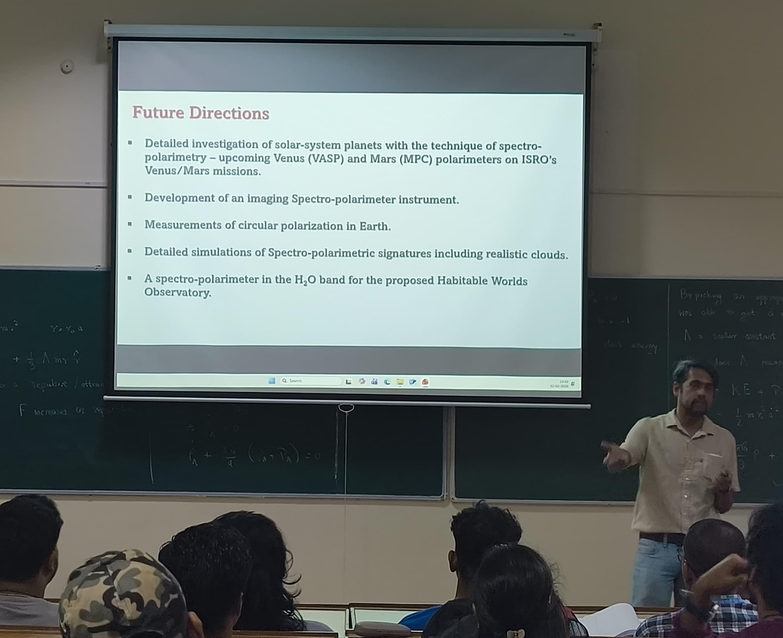 Invited talk on Spectropolarimetry of (exo)planetary atmospheres