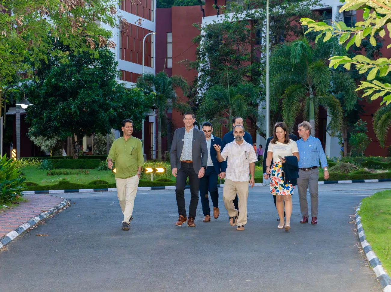 𝐕𝐢𝐬𝐢𝐭 𝐨𝐟 𝐃𝐞𝐥𝐞𝐠𝐚𝐭𝐢𝐨𝐧 𝐟𝐫𝐨𝐦 𝐔𝐧𝐢𝐯𝐞𝐫𝐬𝐢𝐭𝐲 𝐨𝐟 𝐋𝐢è𝐠𝐞, 𝐁𝐞𝐥𝐠𝐢𝐮𝐦