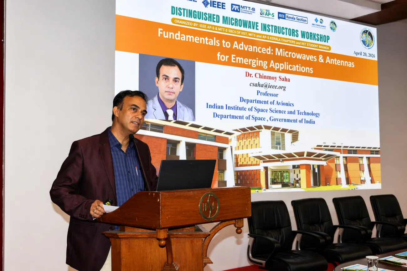 DISTINGUISHED MICROWAVE INSTRUCTORS WORKSHOP