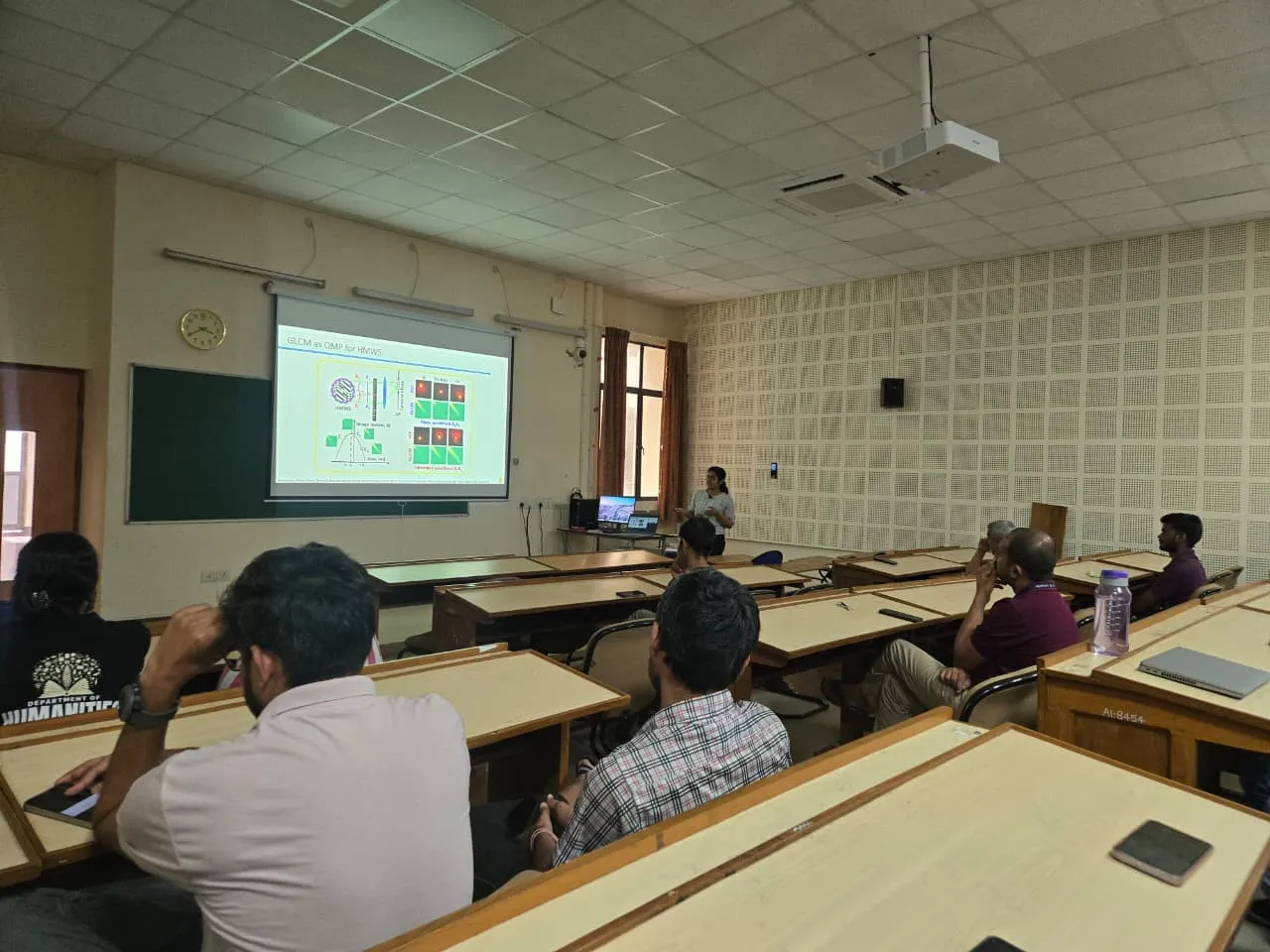 Holographic Modal Wavefront Sensing with Novel Quality Metric Parameter